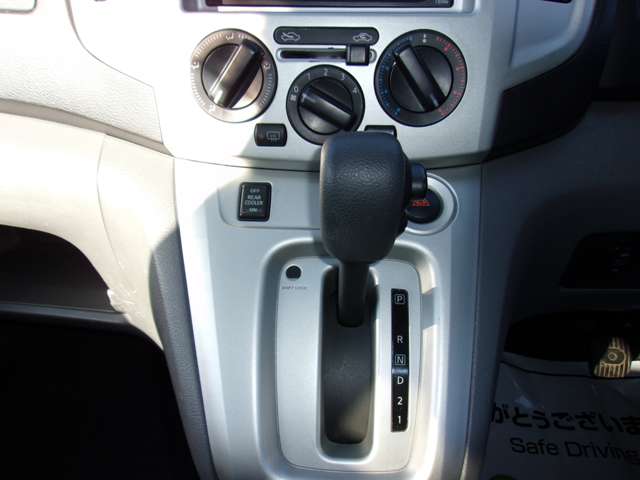 U00047728737_55_001.jpg