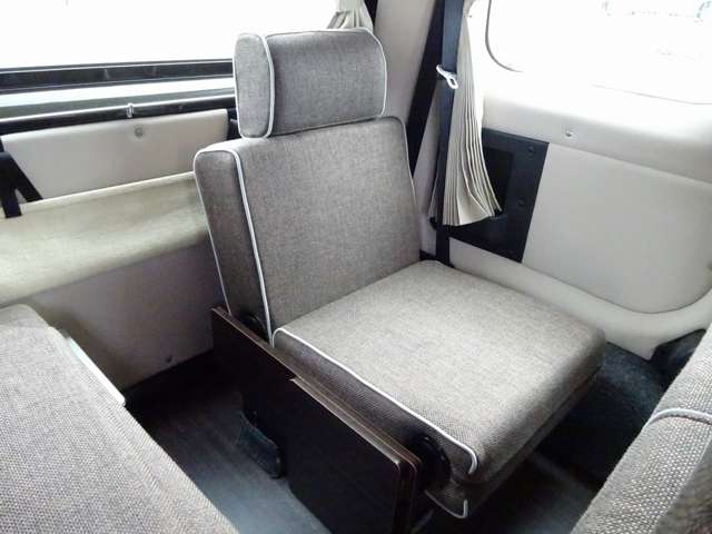 U00046750504_2_001.jpg